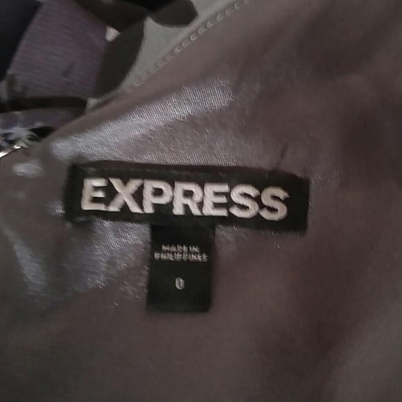 Express gray floral sleeveless mini dress size 0 - Picture 4 of 5